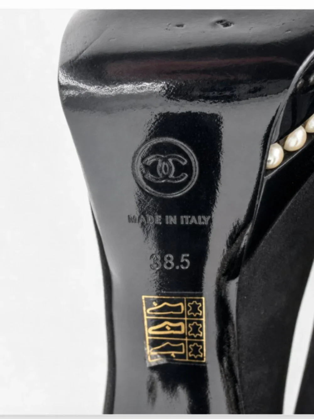 Chanel Pearl Platform Pumps Heels Cap Toe Black Suede Size 38 US 8.5